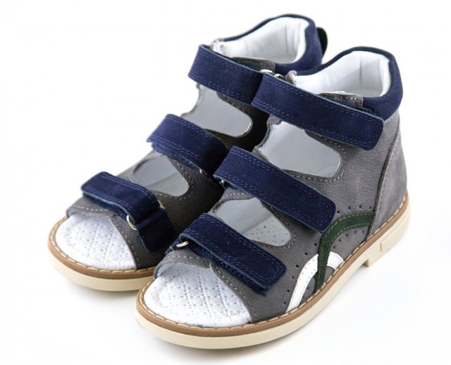 Ортопедичні сандалі на липучках для хлопчиків Ortofina 222-01 - Для профілактики і лікування плоскостопості, Сірий колір