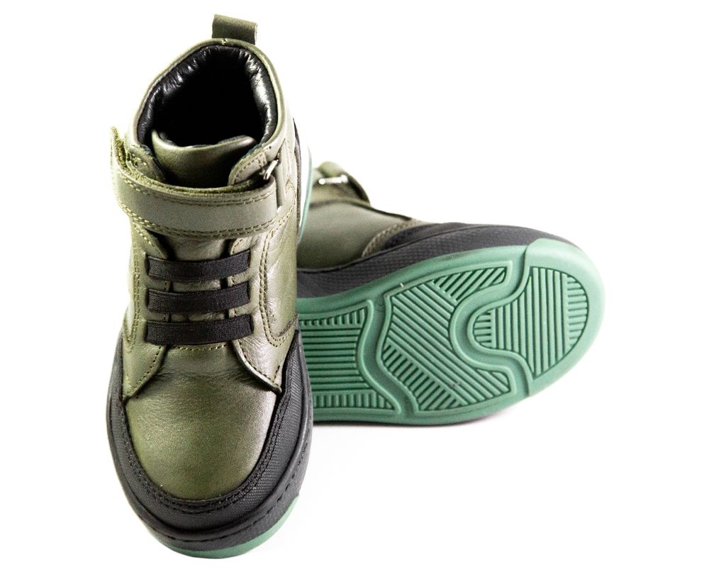 Зелені ортопедичні черевики для дітей з чорними вставками Ortofina 08-04 - Для профілактики і лікування плоскостопості, Зелений колір