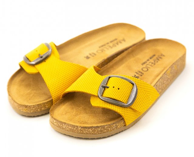 Жіночі ортопедичні шльопанці Ampelio 21030 - Для роботи на ногах, Жовтий колір