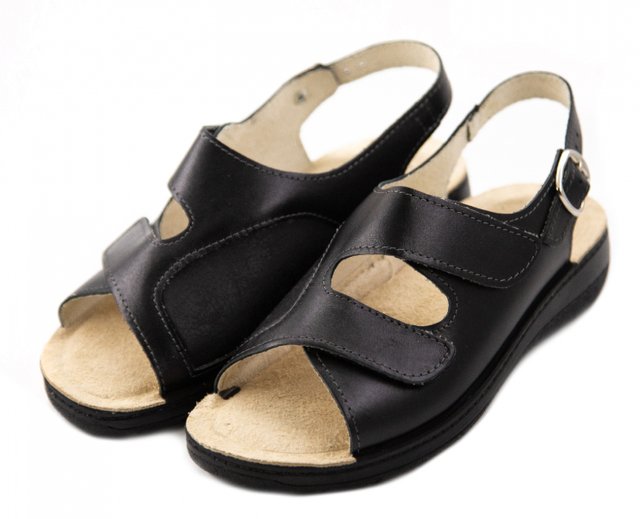Жіночі чорні сандалі на широку ногу Ampelio 2606 - На широку ногу, Чорний колір