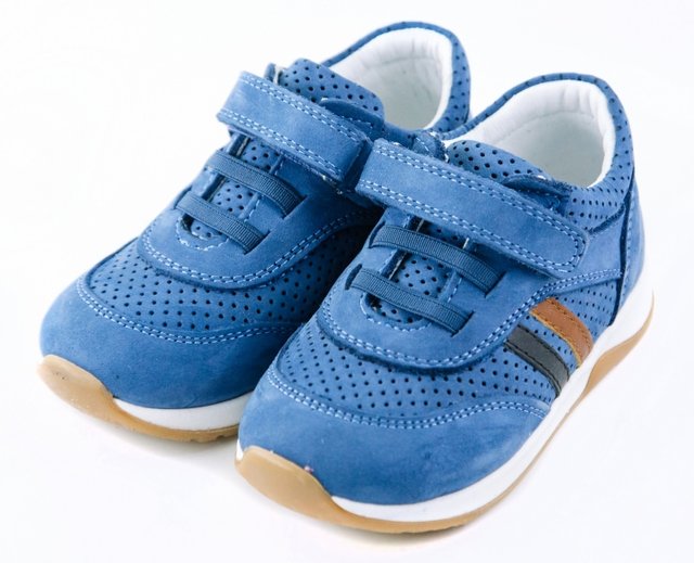 Блакитні ортопедичні кросівки для хлопчика Ortofina 101-02
