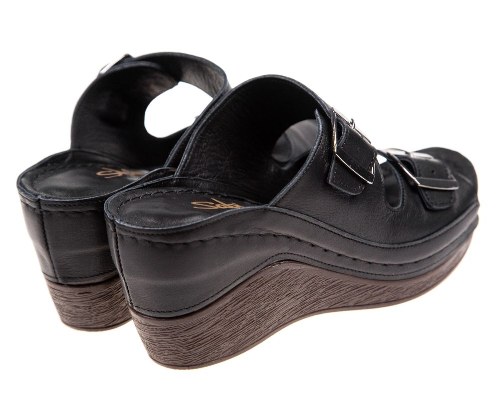 Жіночі шльопанці Sabine 401 чорного кольору - На широку ногу, Чорний колір
